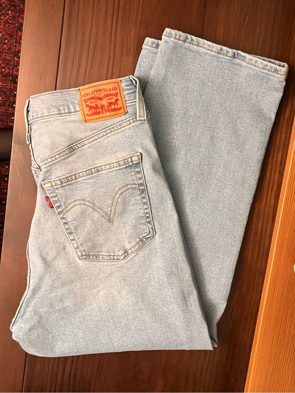 Levi’s Ribcage Straight Ankle - Picture 3 of 11
